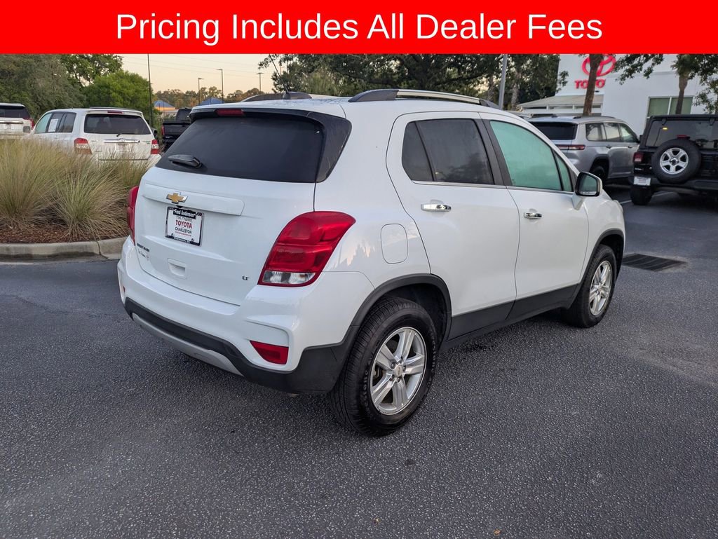 Used 2019 Chevrolet Trax LT w/ LT Convenience Package AWD/4WD image 4