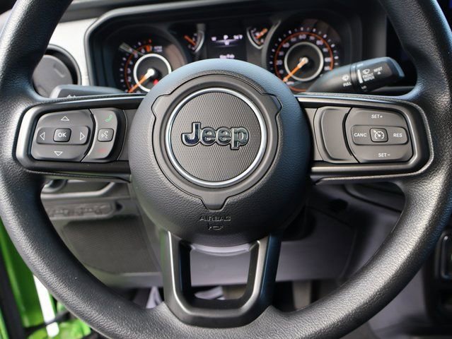 Used 2025 Jeep Gladiator Sport image 34