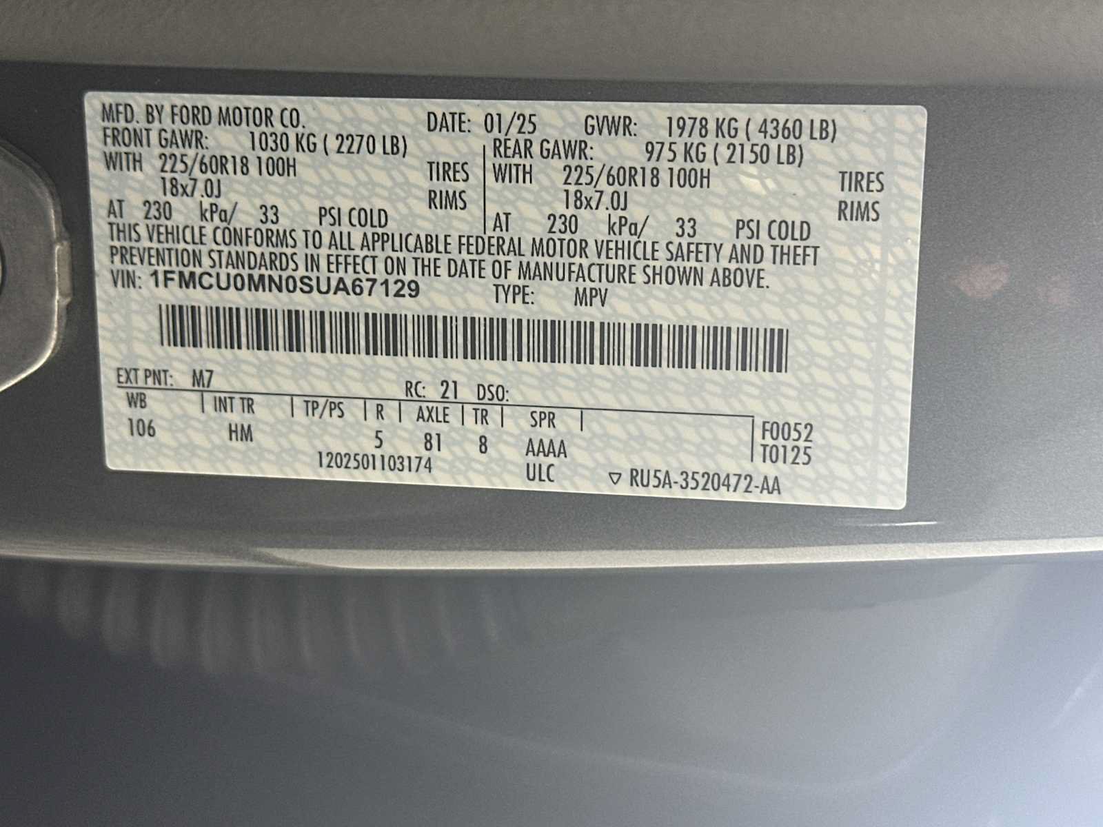 Used 2025 Ford Escape ST-Line w/ Tech Pack #1 FWD image 36