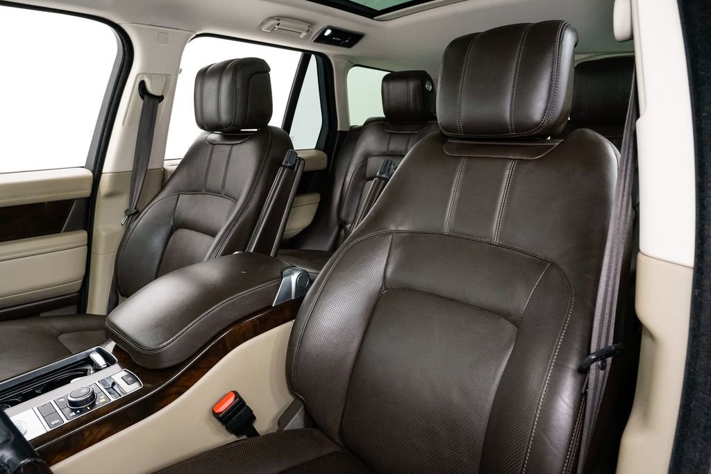Used 2020 Land Rover Range Rover HSE image 13