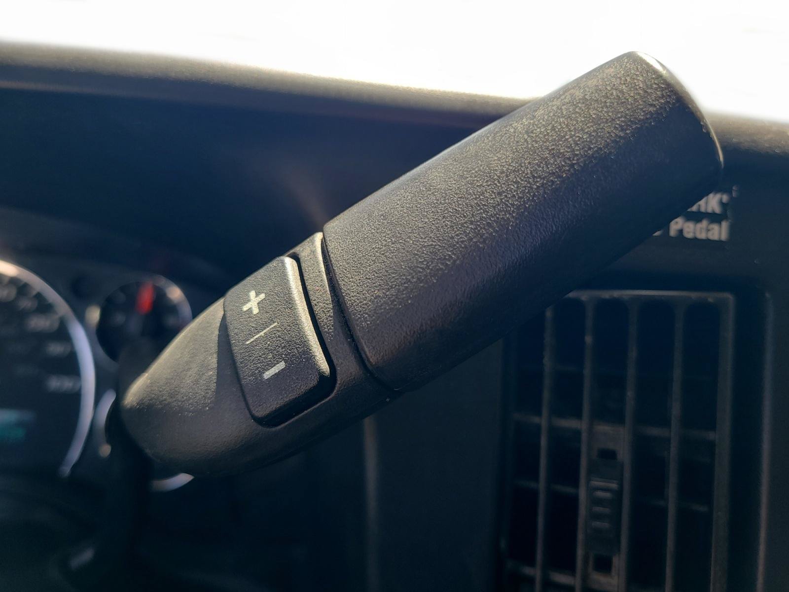 Used 2018 GMC Savana 2500 w/ Driver Convenience Package RWD image 14
