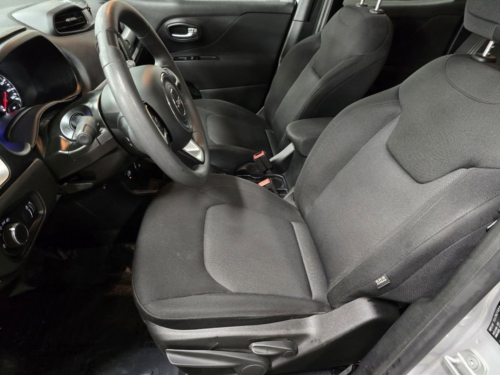 Used 2020 Jeep Renegade Sport w/ Sport Appearance Group image 31