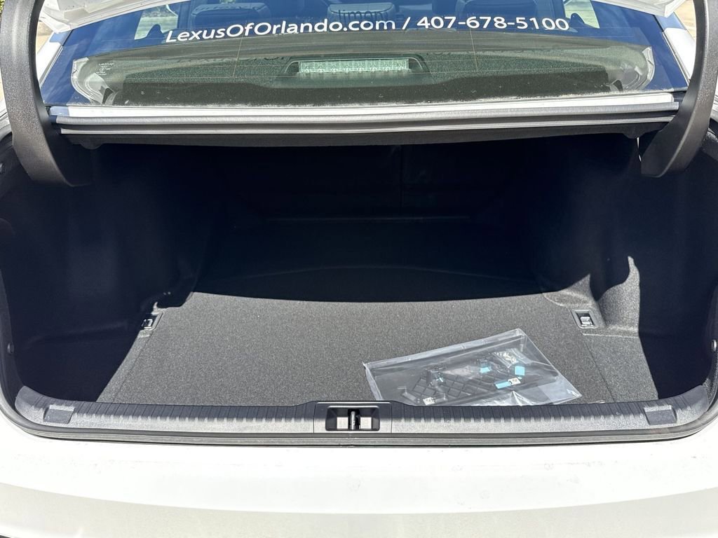 Used 2025 Lexus IS 350 F Sport image 13