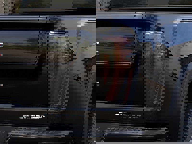 New 2025 GMC Sierra 3500 Denali w/ Denali Reserve Package image 11