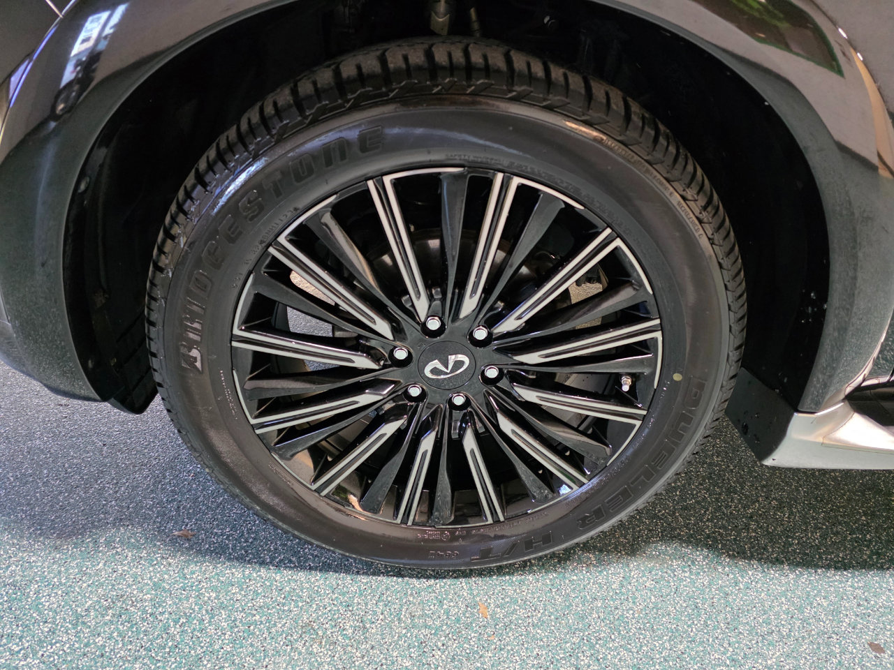 Used 2019 INFINITI QX80 Limited w/ All-Season Package image 12