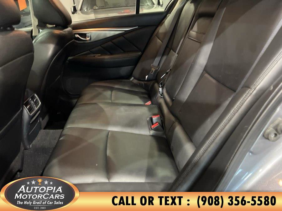 Used 2017 INFINITI Q50 3.0t Premium w/ Driver Assistance Package image 15