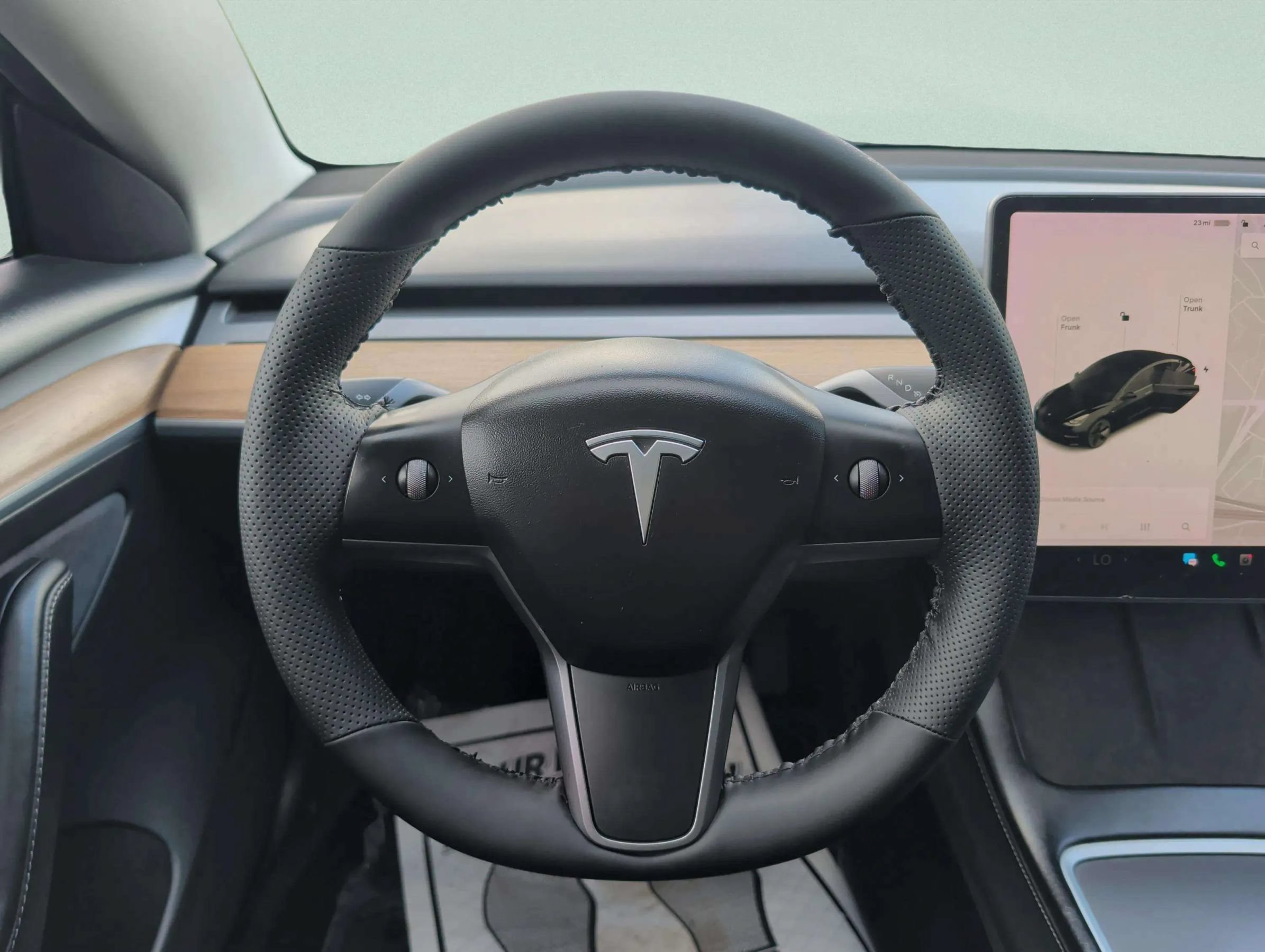 Used 2022 Tesla Model 3 Standard Range RWD image 22
