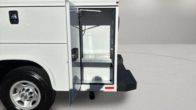 New 2025 Chevrolet Express 3500 w/ Power Convenience Package RWD image 13