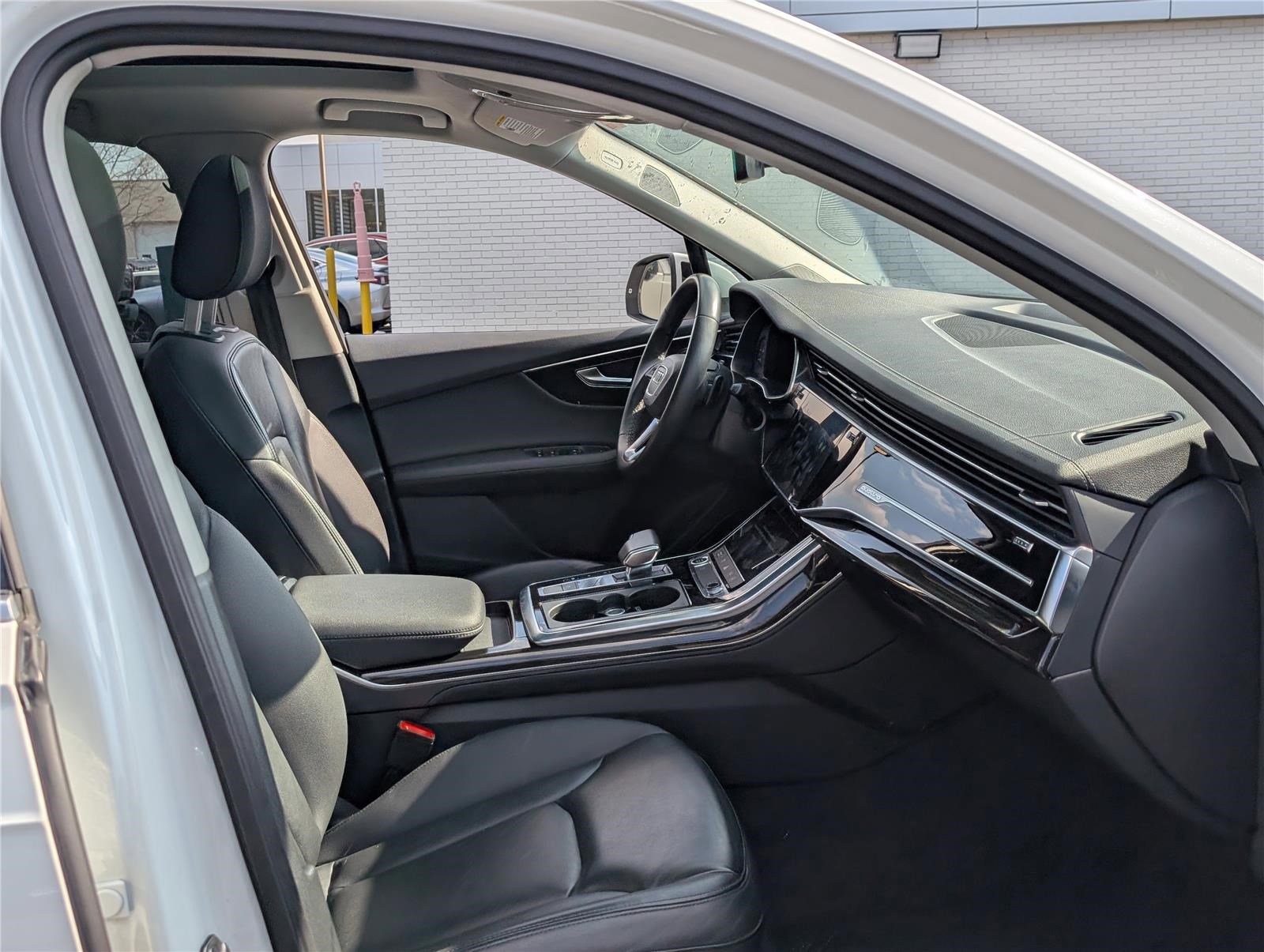 Used 2024 Audi Q7 3.0T Premium Plus image 11