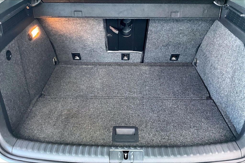 Used 2017 Volkswagen Tiguan Wolfsburg Edition image 24