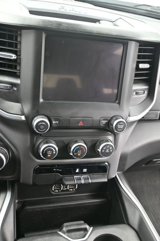 Used 2022 RAM 1500 Big Horn RWD image 16