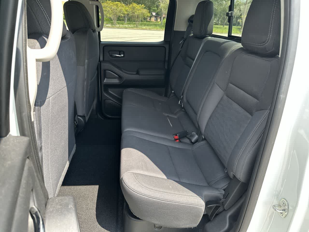 Used 2023 Nissan Frontier SV w/ SV Convenience Package RWD image 19