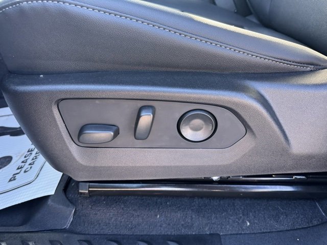 New 2026 GMC Canyon Elevation w/ Convenience Package image 12