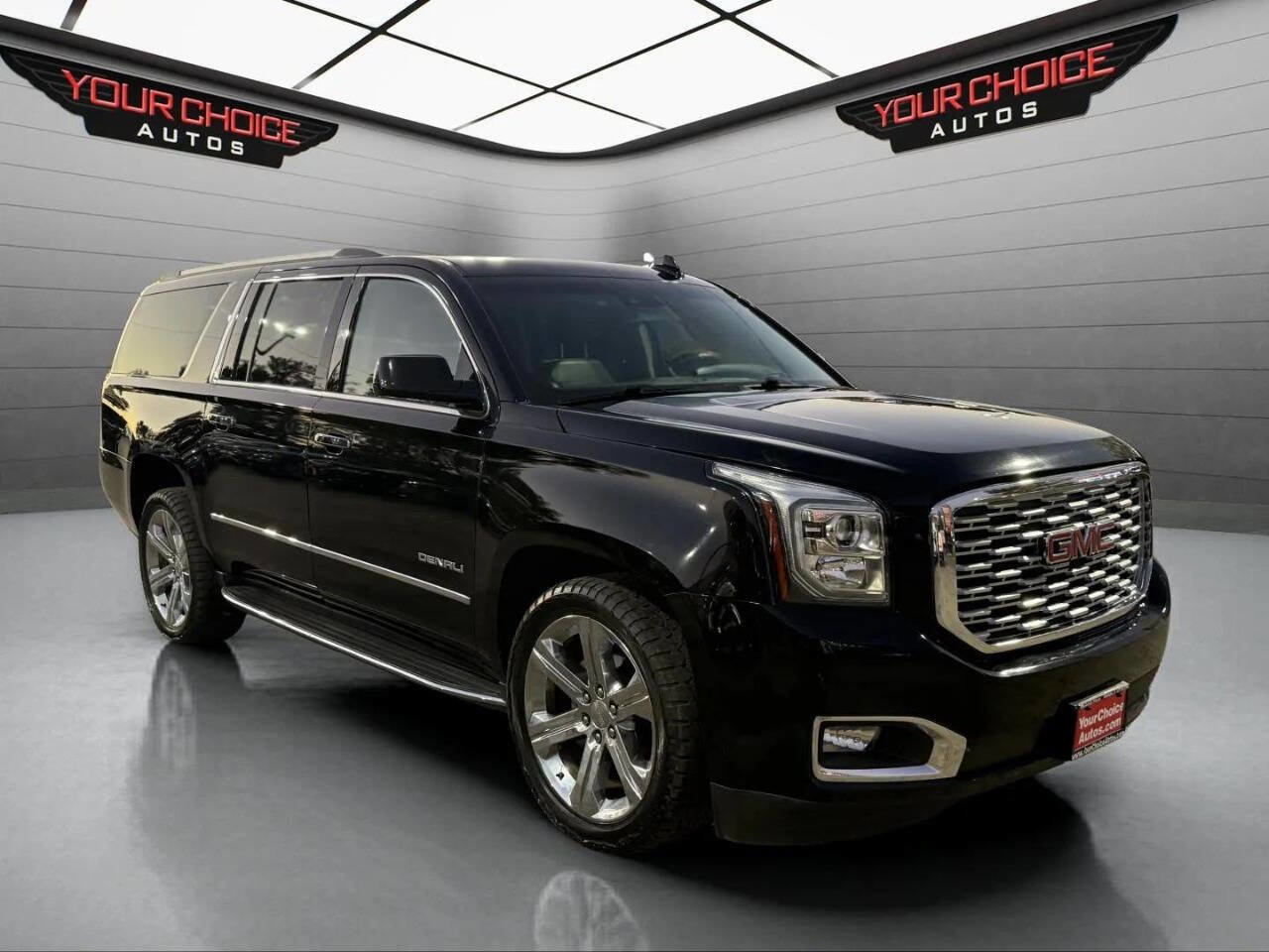Used 2019 GMC Yukon XL Denali w/ Open Road Package image 3