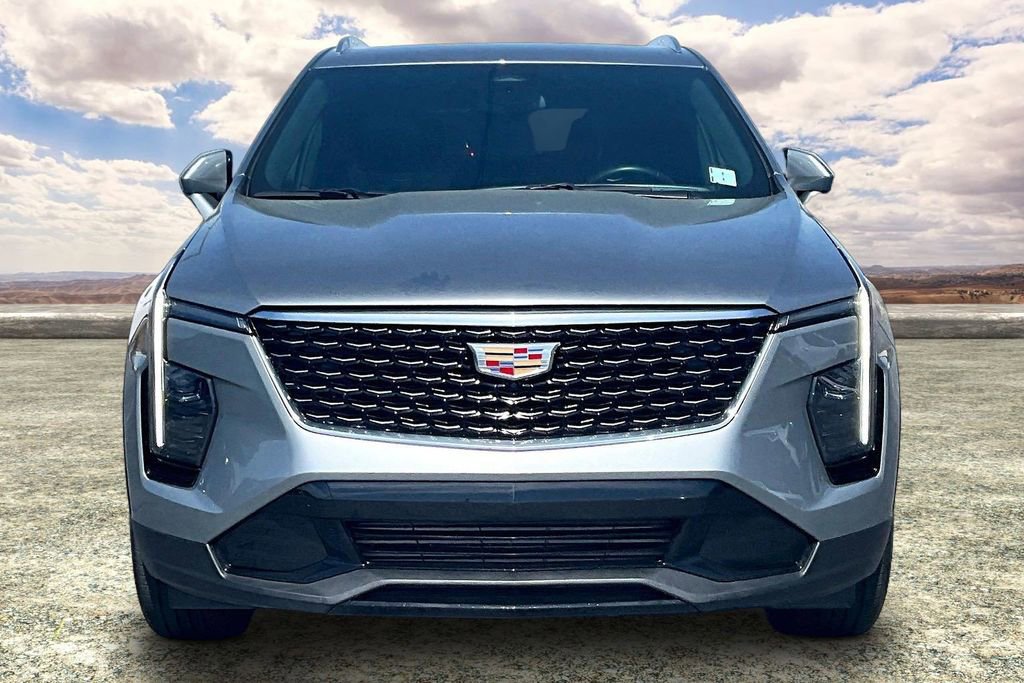 Certified 2025 Cadillac XT4 Premium Luxury image 2