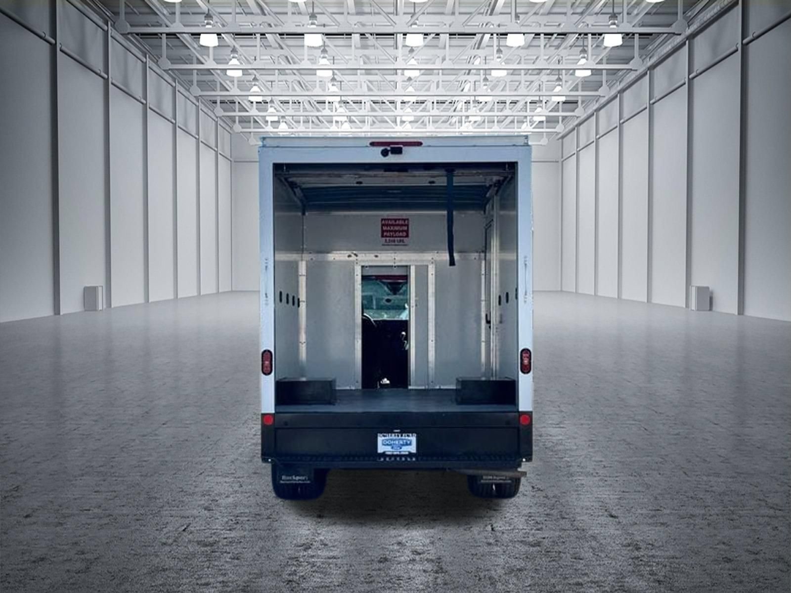Used 2023 Ford Transit 350 DRW RWD image 13