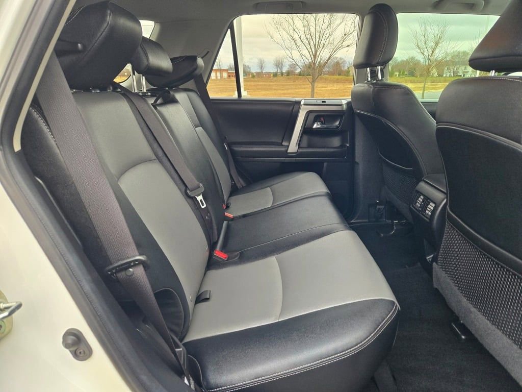 Used 2023 Toyota 4Runner SR5 Premium image 10