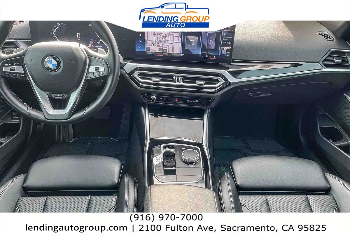 Used 2024 BMW 330i Sedan w/ Premium Package image 11