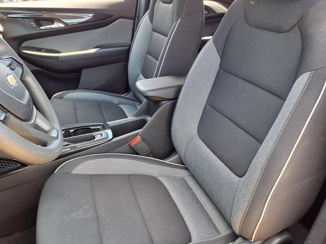 Used 2026 Chevrolet TrailBlazer LT AWD/4WD image 3