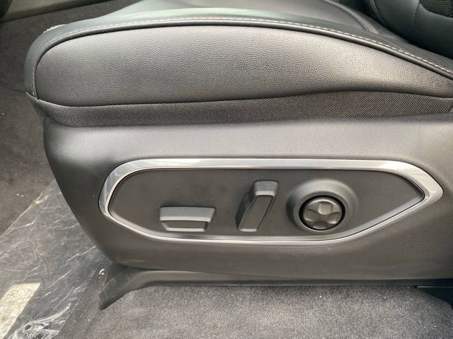 New 2024 Jeep Wagoneer L 4WD w/ Convenience Group I image 17