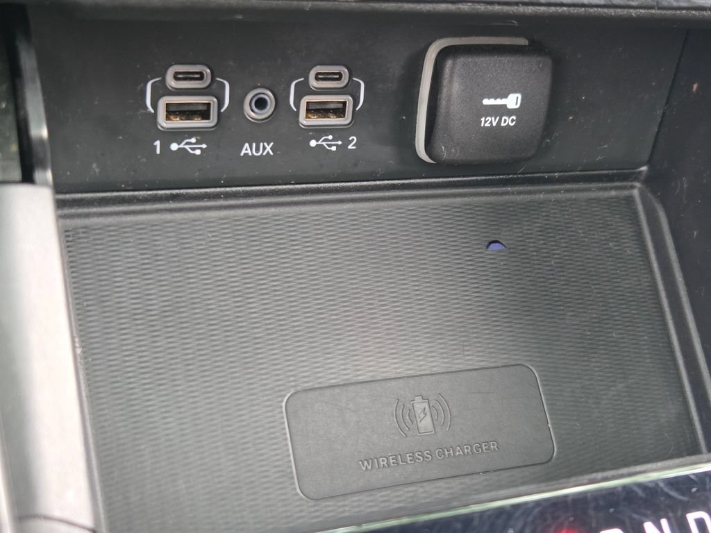 Certified 2023 Jeep Grand Cherokee Altitude AWD/4WD image 11