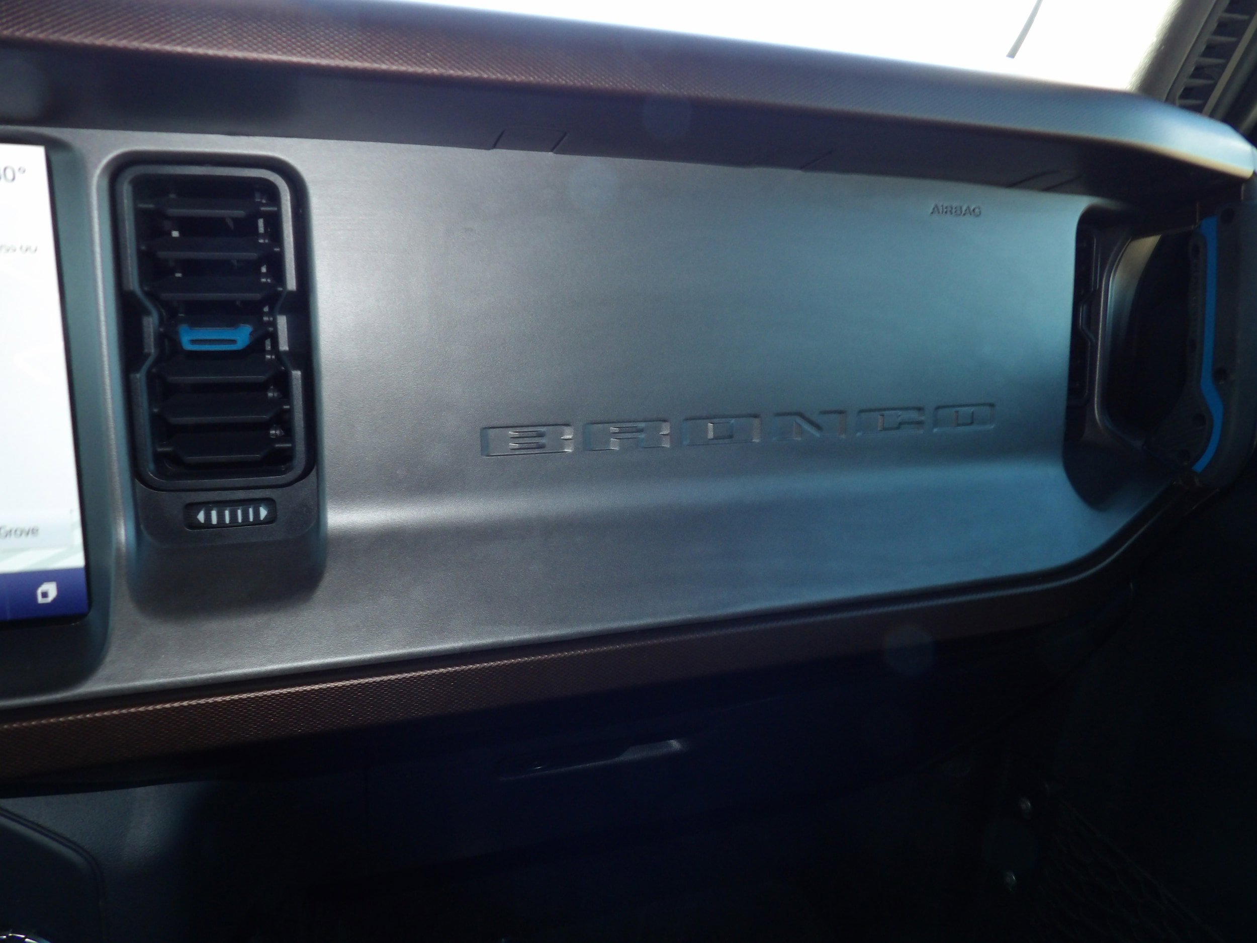 Used 2022 Ford Bronco Outer Banks image 22