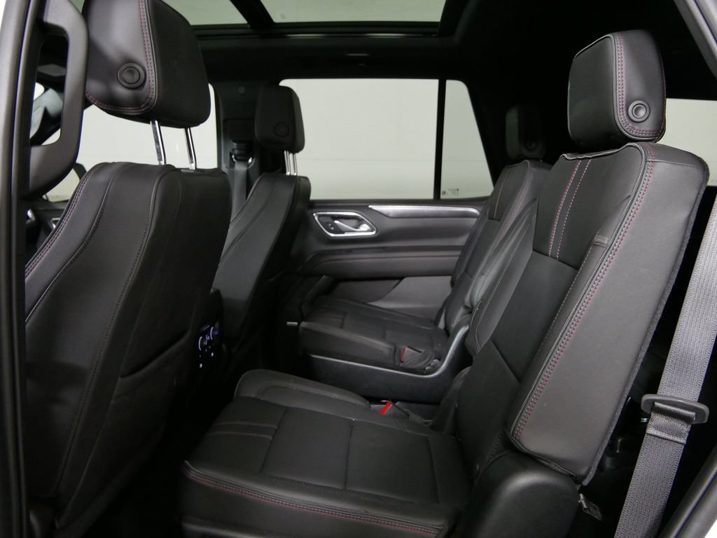 Used 2024 Chevrolet Tahoe RST w/ Luxury Package AWD/4WD image 19