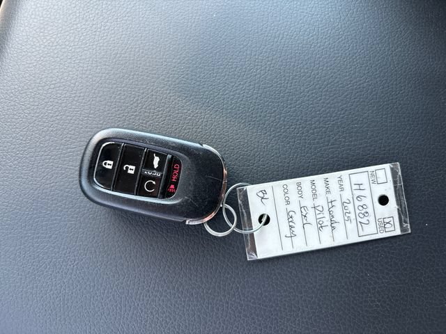 Certified 2025 Honda Pilot EX-L image 17