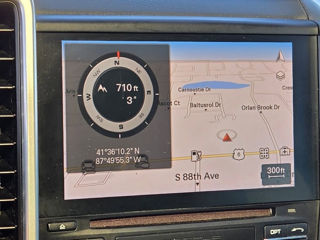 Used 2018 Porsche Cayenne image 22