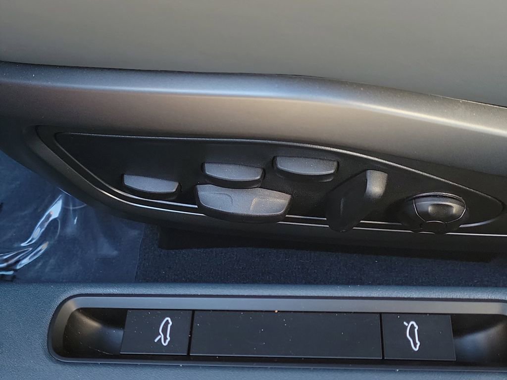 Certified 2024 Porsche 911 Targa 4S image 26