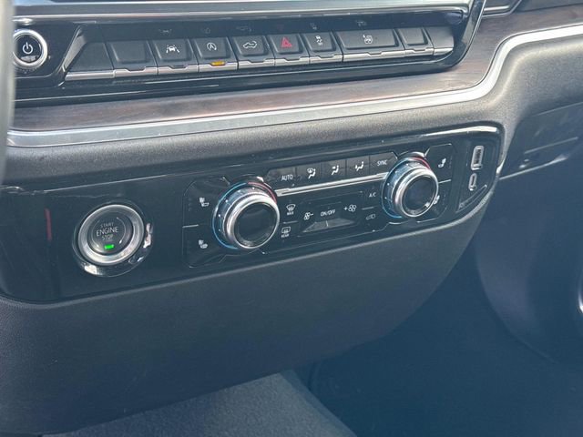 Certified 2024 GMC Sierra 1500 SLT image 27