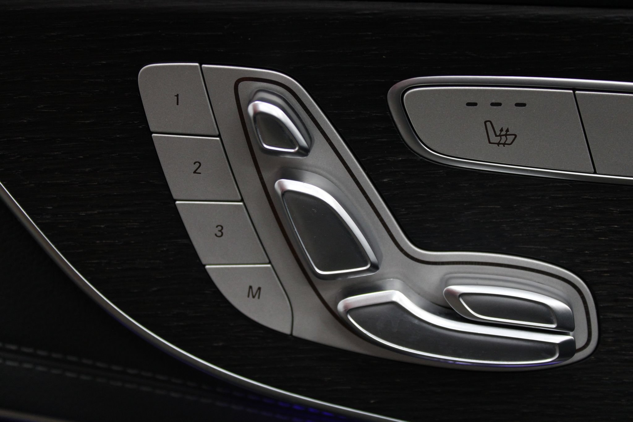 Used 2020 Mercedes-Benz C 43 AMG 4MATIC Coupe w/ Multimedia Package image 39