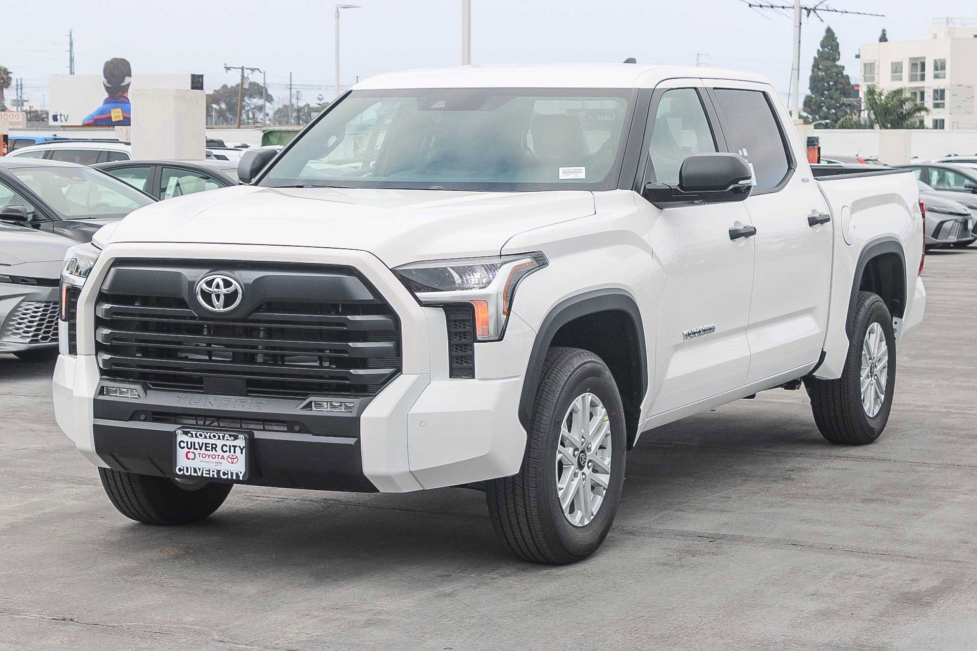 New 2026 Toyota Tundra SR5 AWD/4WD image 3