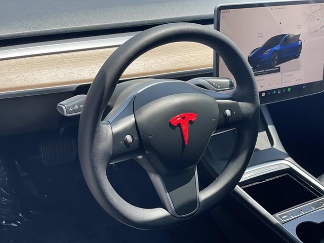 Used 2022 Tesla Model 3 Long Range AWD/4WD image 7