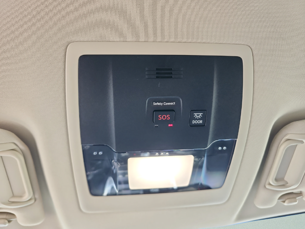 Used 2018 Lexus NX 300 FWD w/ Accessory Package image 17