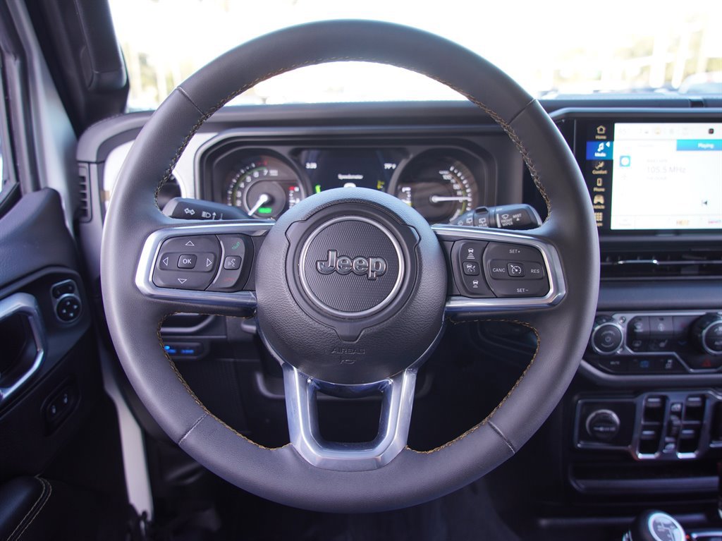 Used 2024 Jeep Wrangler Unlimited Sahara image 28