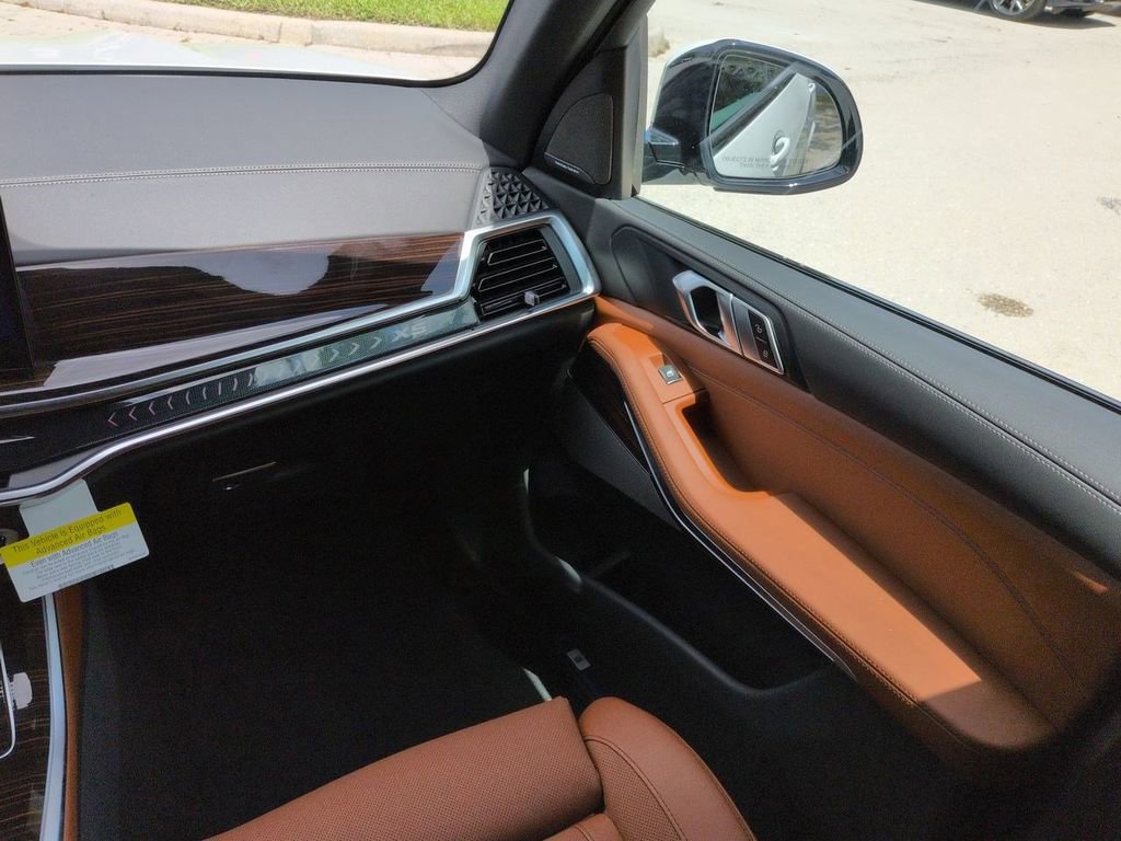 New 2026 BMW X5 xDrive40i w/ Executive Package image 17