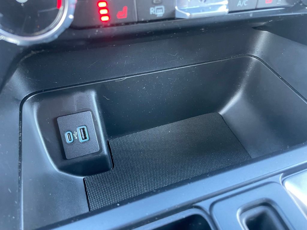 Used 2023 Ford F150 XLT w/ Equipment Group 302A High image 12