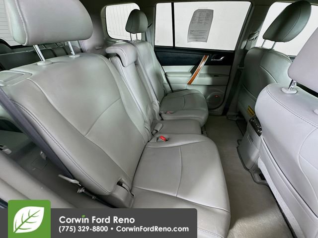 Used 2010 Toyota Highlander Limited image 30