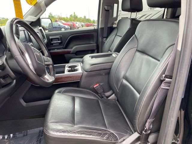 Used 2017 GMC Sierra 1500 SLT w/ Suspension Package, Off-Road AWD/4WD image 19