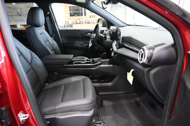 New 2026 Chevrolet Equinox LT w/ Convenience Package II image 10