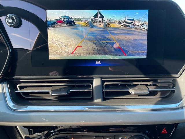 New 2026 Chevrolet Trax LT w/ Driver Confidence Package image 15