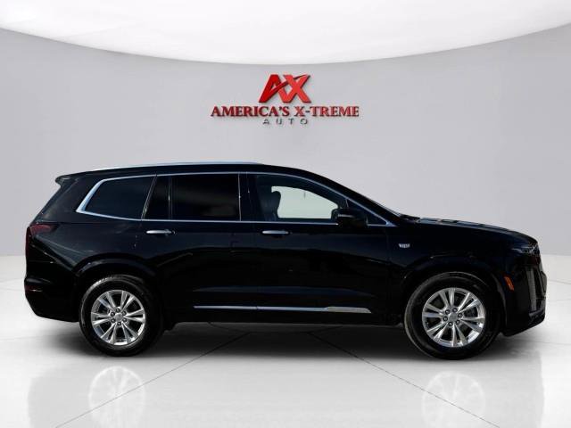 Used 2024 Cadillac XT6 Luxury w/ LPO, Floor Liner Package FWD image 6