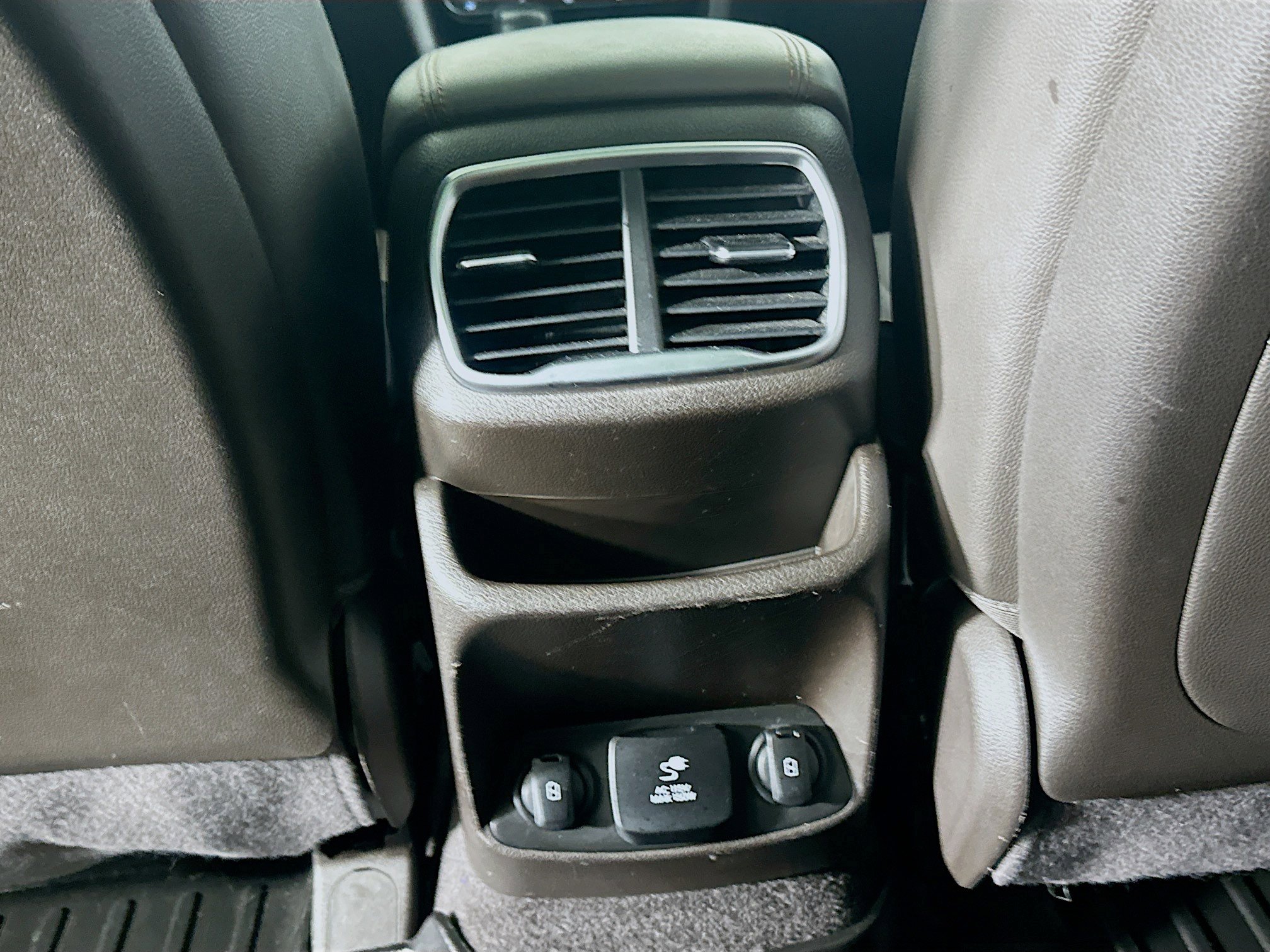 Used 2019 Hyundai Santa Fe FWD image 29