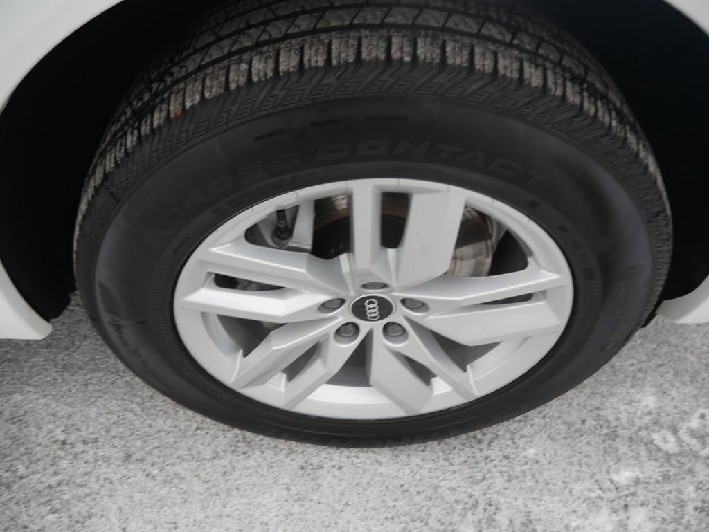 Certified 2023 Audi Q5 2.0T Premium w/ Convenience Package image 15