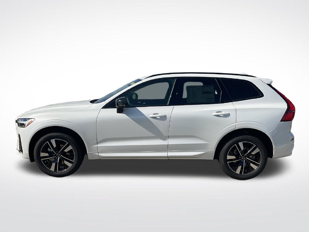 New 2027 Volvo XC60 B5 Core AWD/4WD image 4
