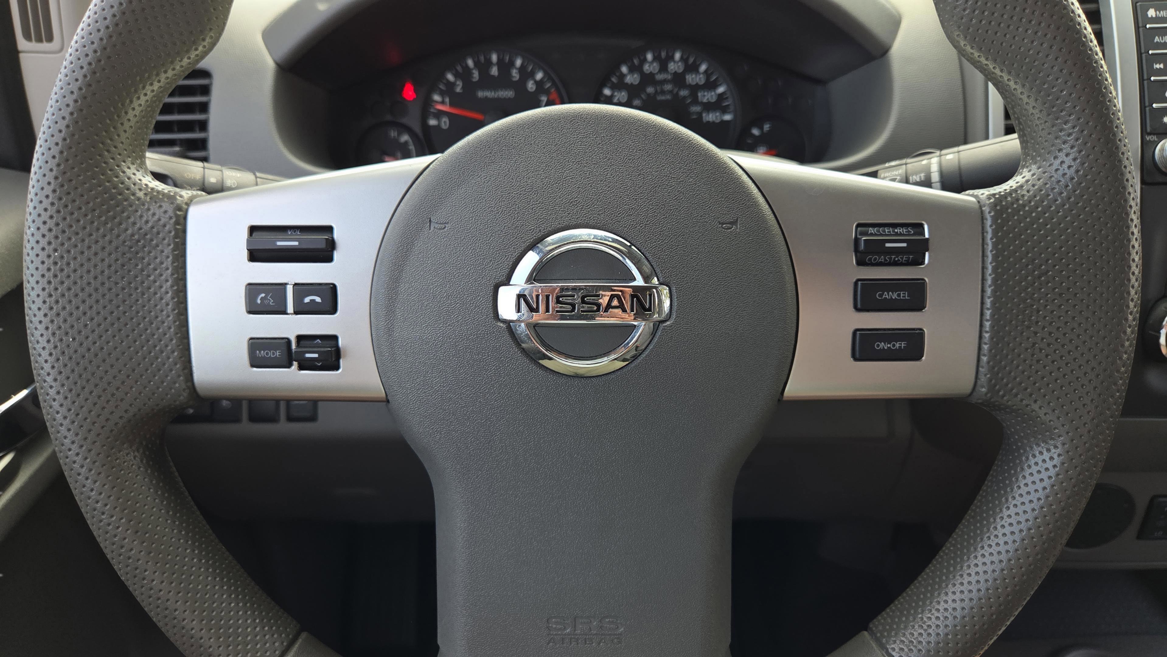 Used 2020 Nissan Frontier SV w/ Midnight Edition Floor Mats RWD image 29