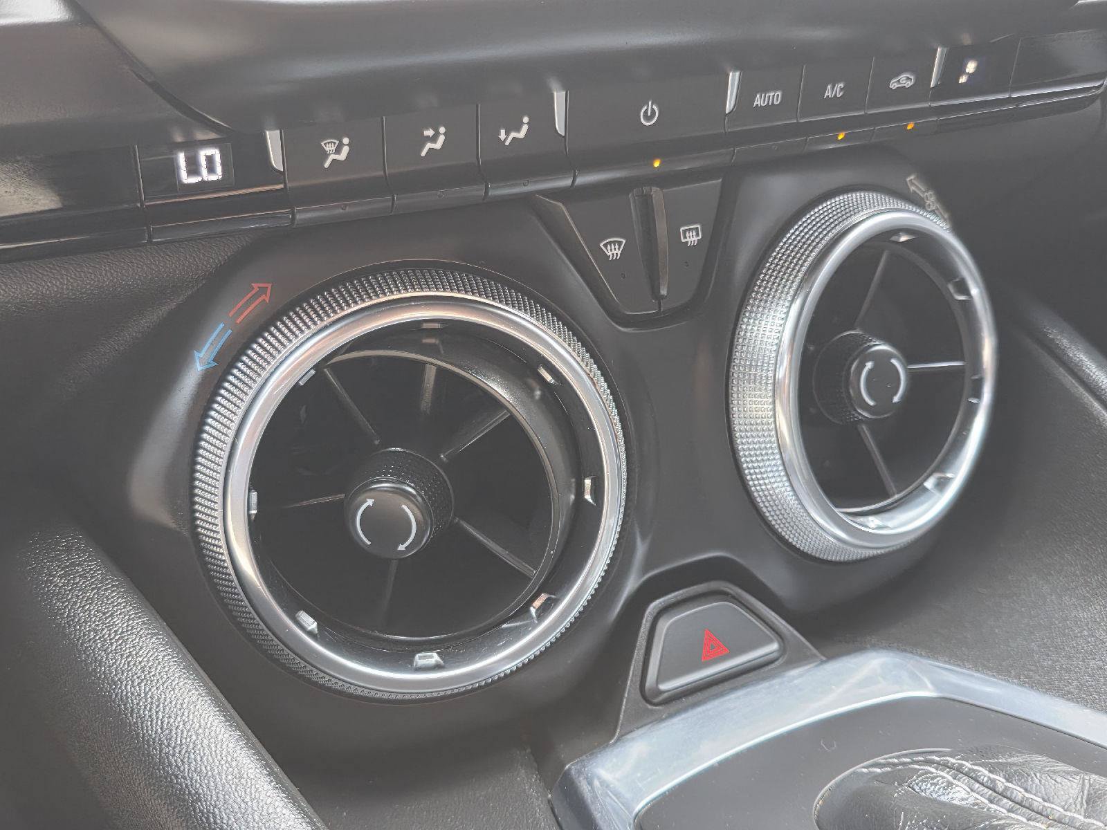 Used 2022 Chevrolet Camaro LT RWD image 17