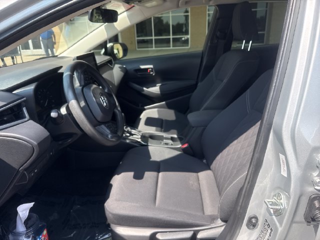 Used 2024 Toyota Corolla LE w/ LE Convenience Package FWD image 8