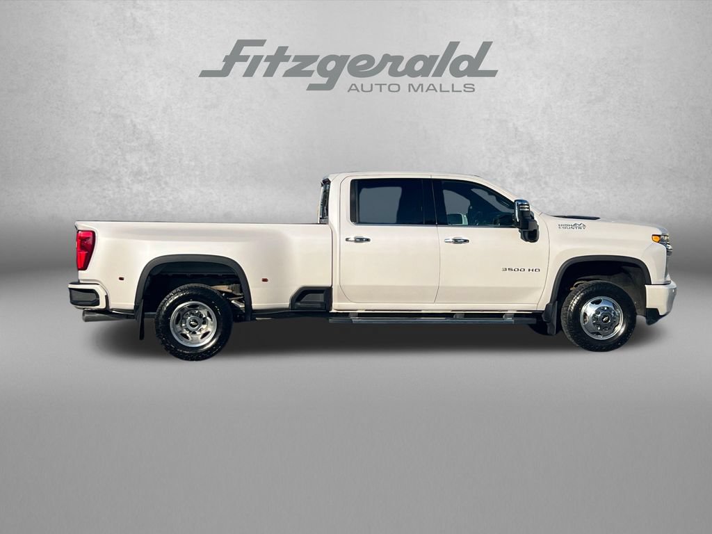 Used 2021 Chevrolet Silverado 3500 High Country w/ Snow Plow Prep/Camper Package AWD/4WD image 3